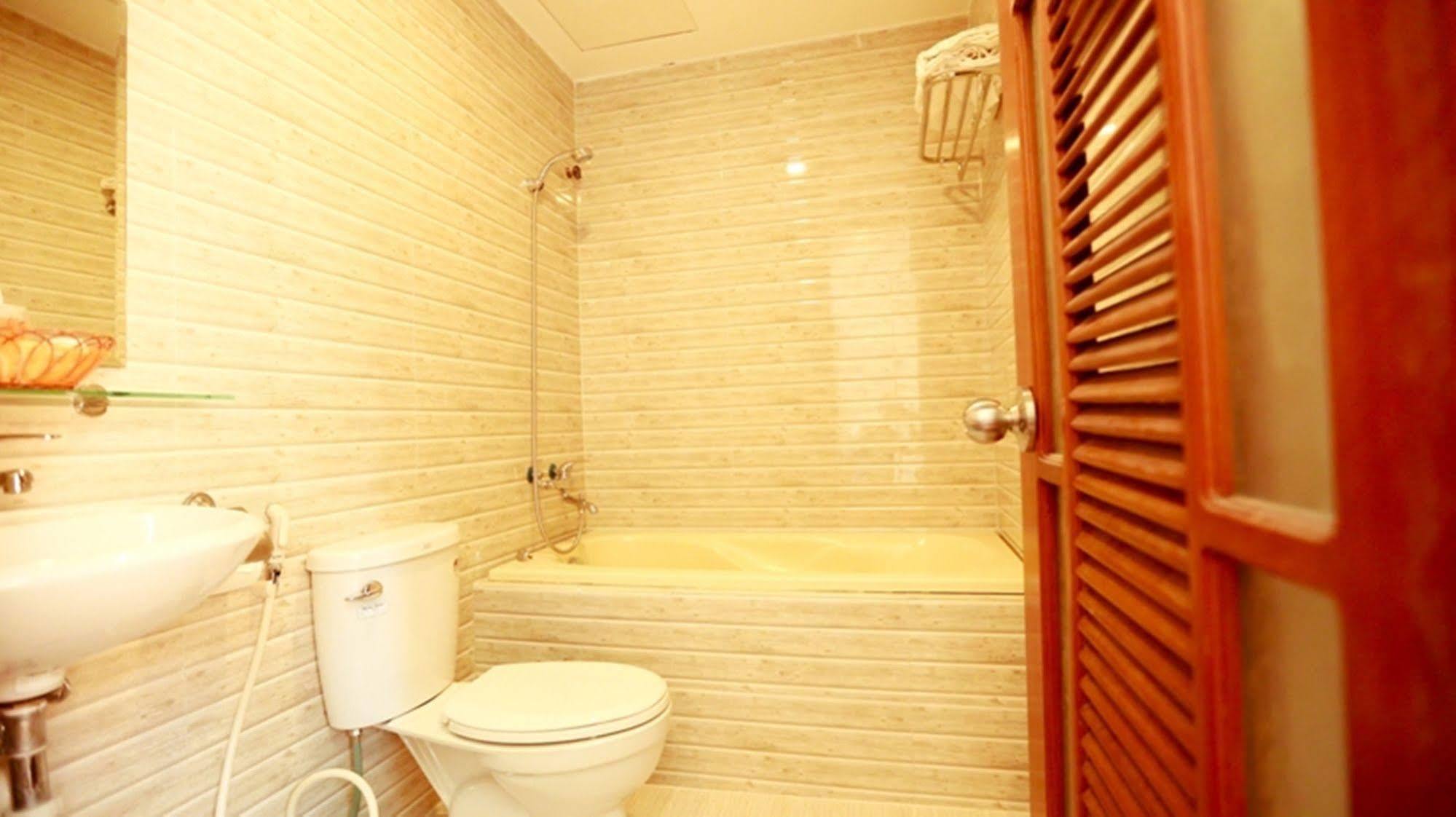 Xuan Hung Hotel Da Nang Zewnętrze zdjęcie